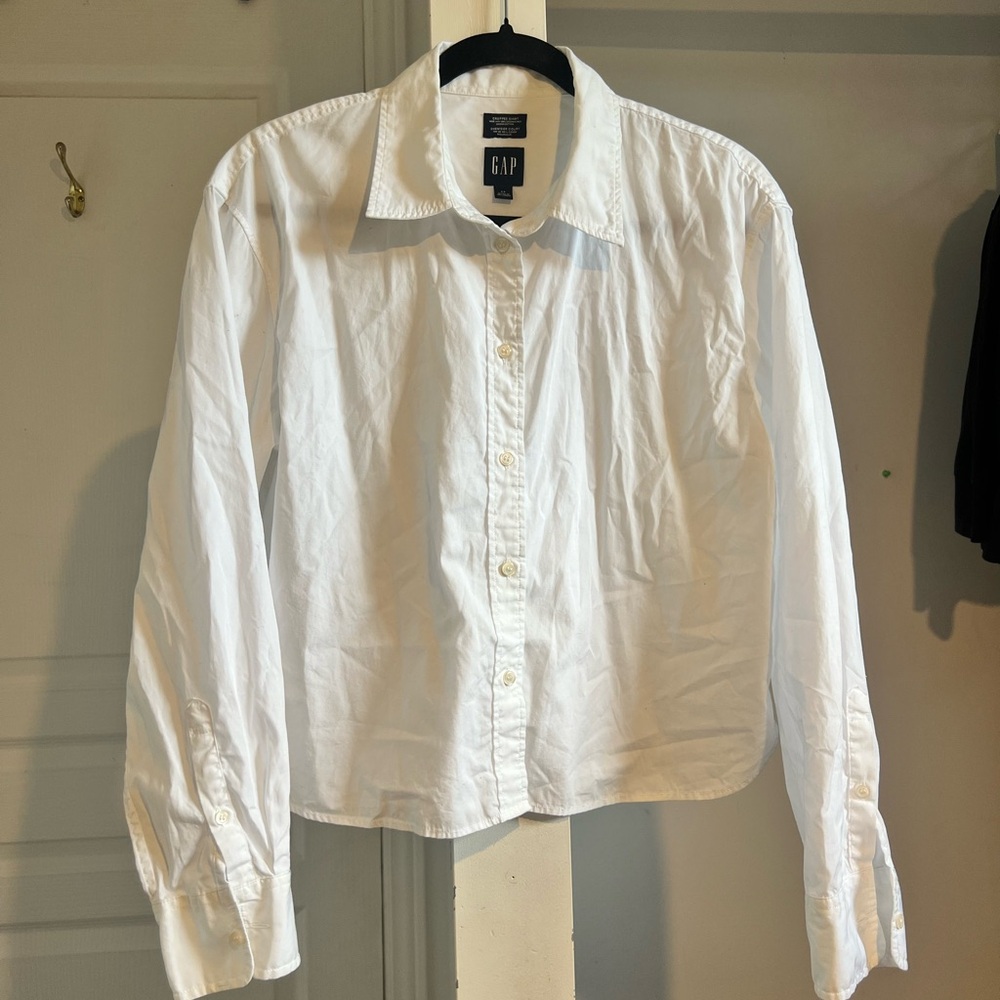 GAP Cream Cropped Shirt
